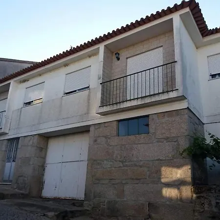 Semesterbostad Casa Do Vicente Tabuaço